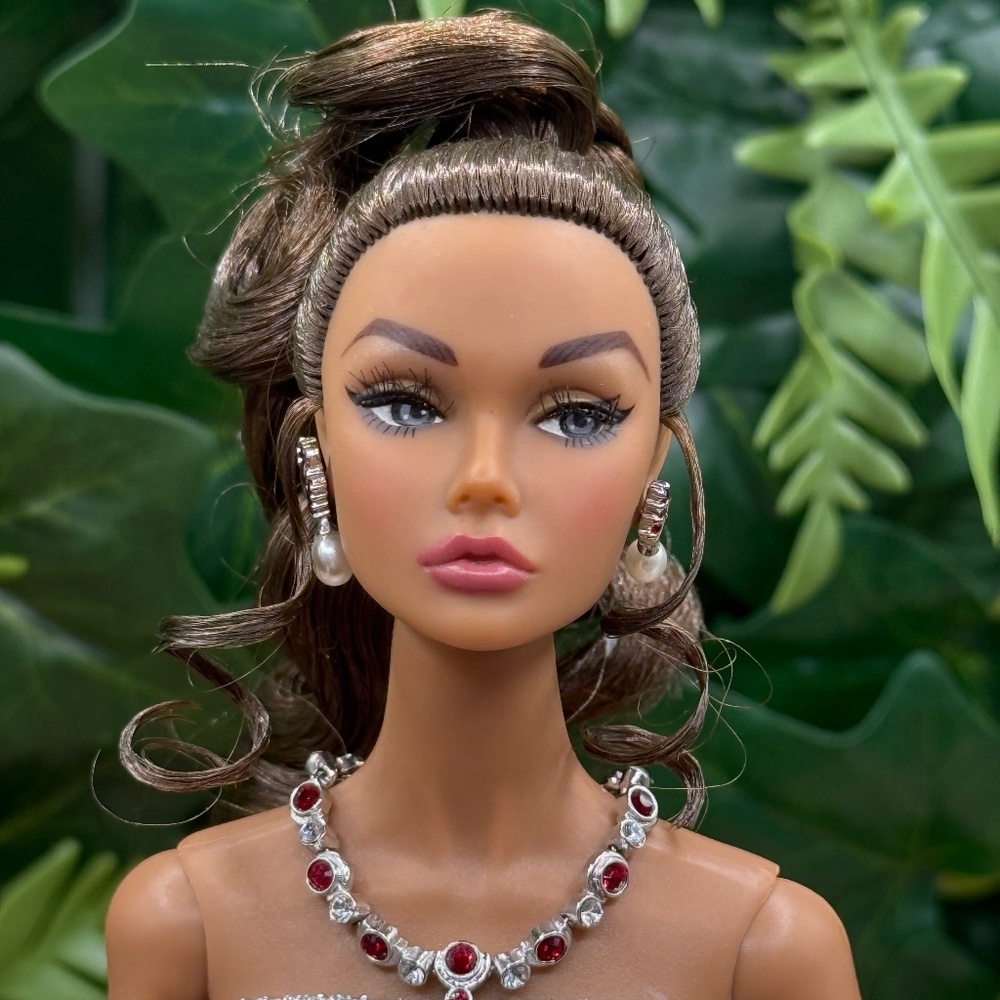 Meet your Posher, Ana